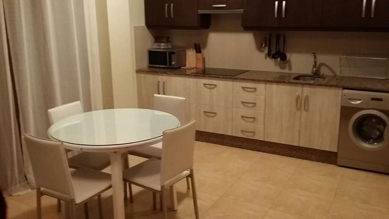 Apartamento Centro Almansa Apartment ภายนอก รูปภาพ